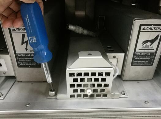 Q-SUN Xe-3氙燈老化試驗機濾光片更換操作流程4