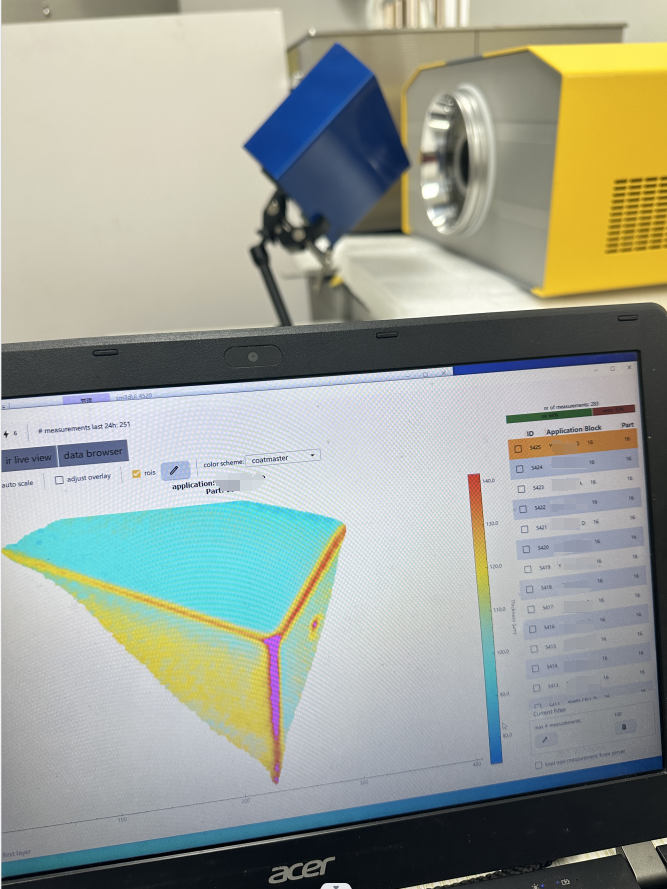 使用塗魔師3D非接觸整體(ti) 膜厚成像係統測量電芯絕緣塗層厚度