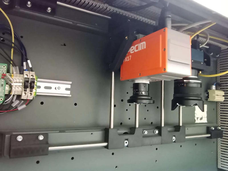 Specim FX17工業(ye) 高光譜相機在紡織品分選的應用