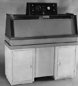 第一台QUV紫外加速老化試驗箱