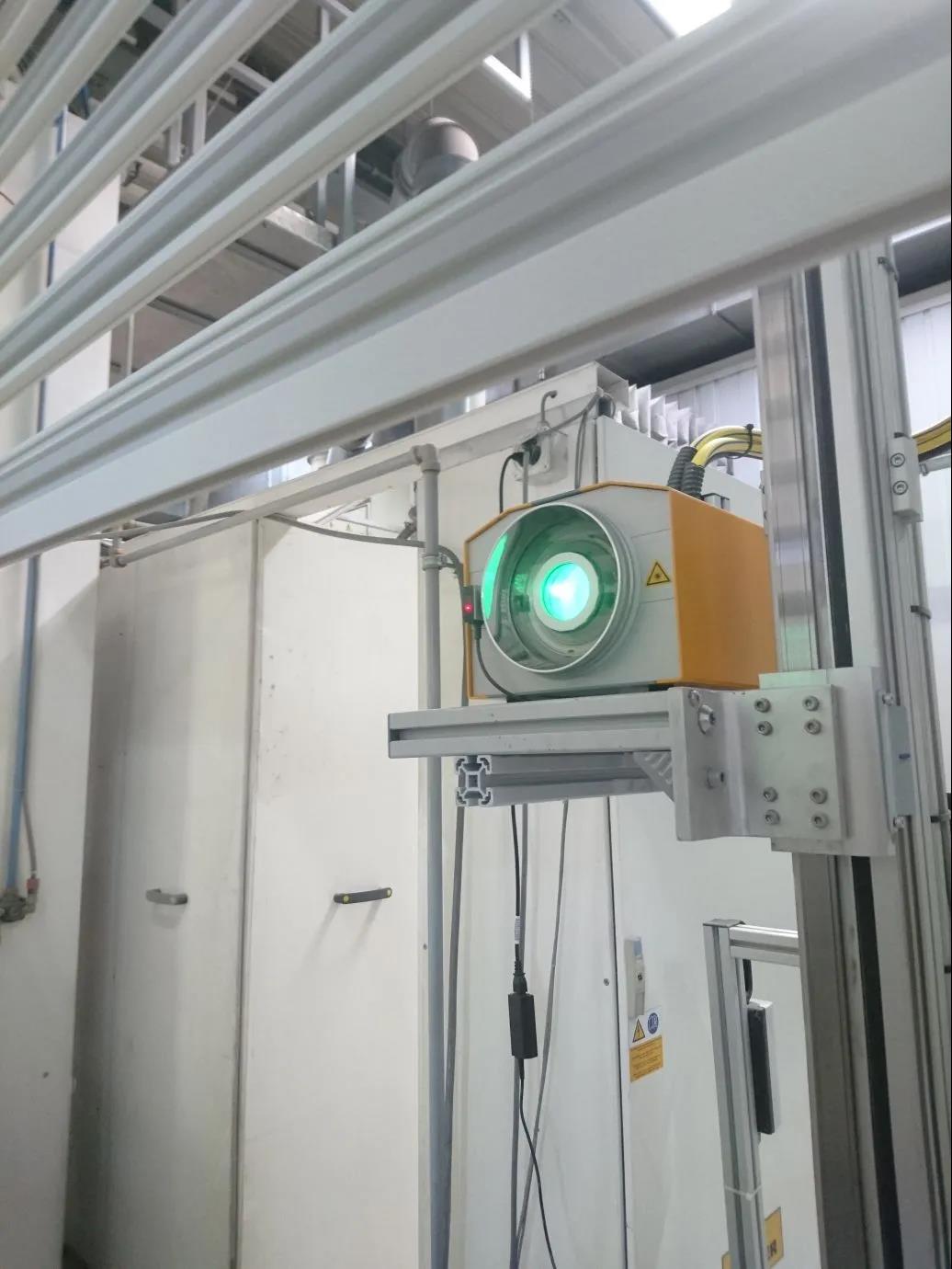 塗魔師在線式膜厚儀(yi) 