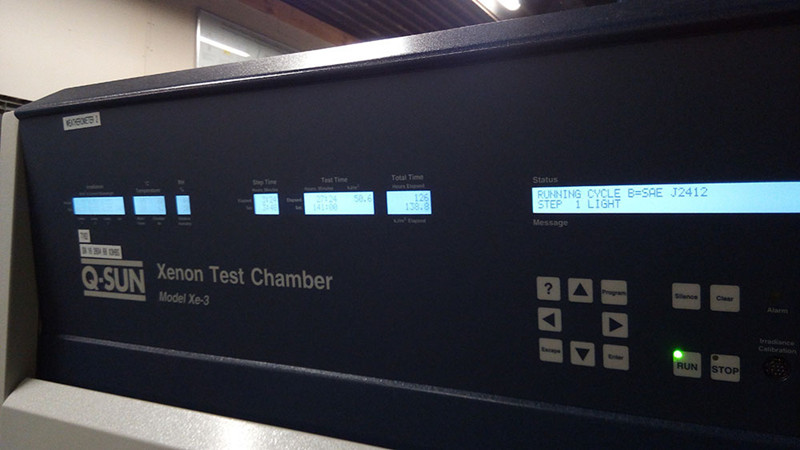 SAE J2412測試汽車內(nei) 飾老化情況