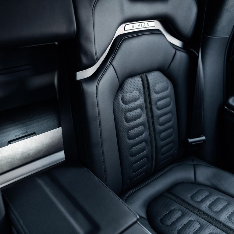 豪華汽車內(nei) 飾革