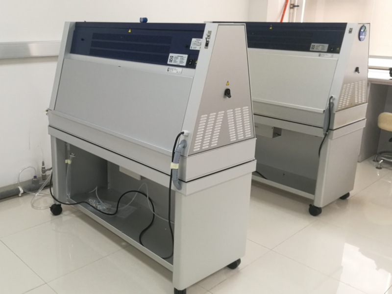 電纜紫外光加速老化試驗機客戶安裝現場