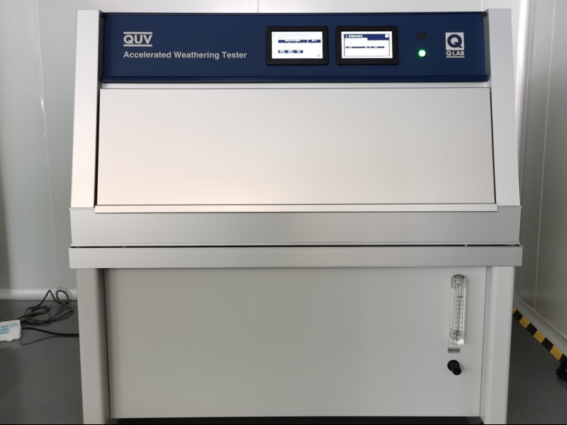 QUV塑料異型材紫外光冷凝老化試驗箱客戶安裝現場